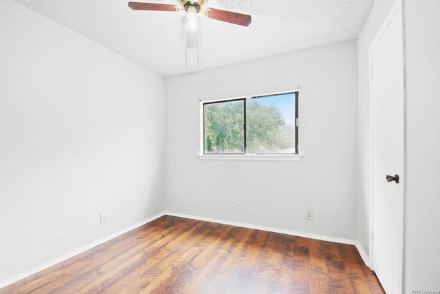 6322 Village Arbor, San Antonio, TX 78250