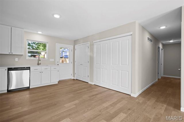 9931 S Broadway, St Louis, MO 63125