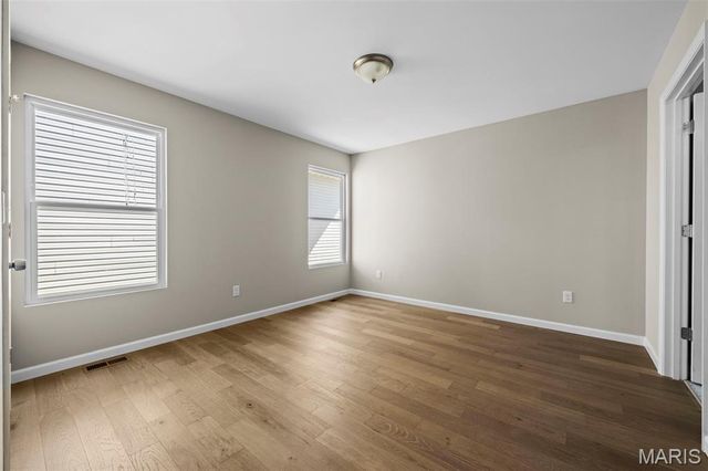 9931 S Broadway, St Louis, MO 63125
