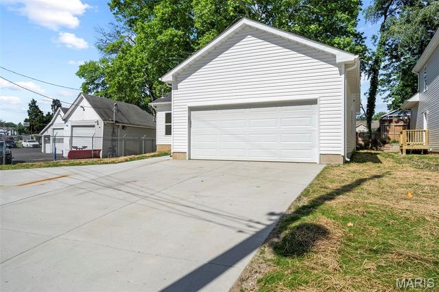 9931 S Broadway, St Louis, MO 63125