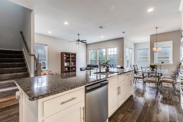 1036 Gardenia Street, Carrollton, TX 75007