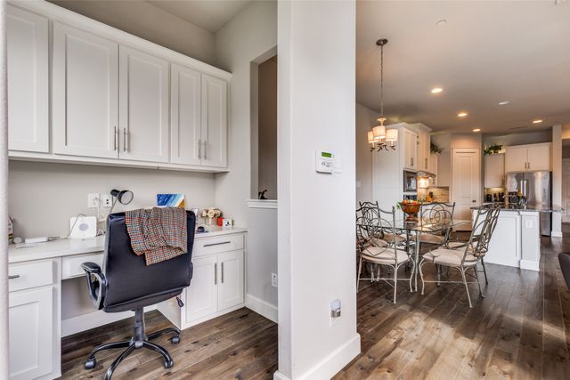 1036 Gardenia Street, Carrollton, TX 75007