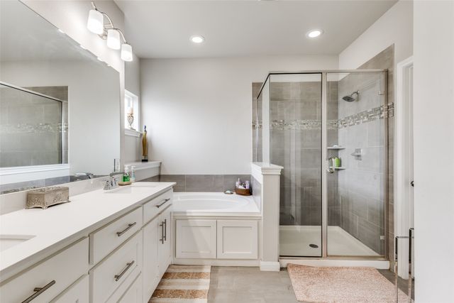 1036 Gardenia Street, Carrollton, TX 75007