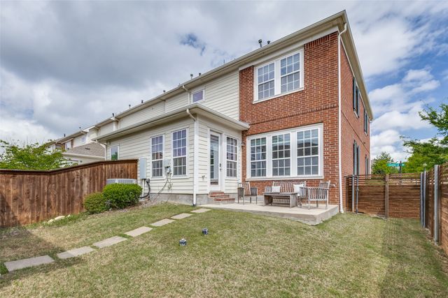 1036 Gardenia Street, Carrollton, TX 75007