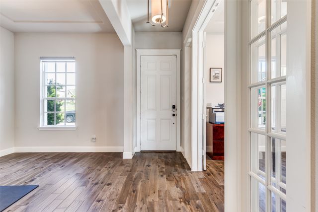 1036 Gardenia Street, Carrollton, TX 75007