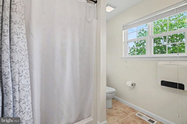105 HAWK CT, Hummelstown, PA 17036