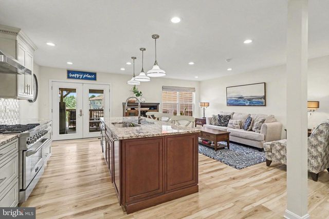 105 HAWK CT, Hummelstown, PA 17036