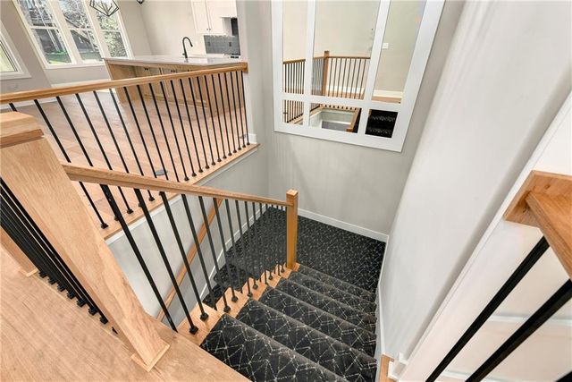 3940 SW Flintrock Drive, Lee's Summit, MO 64082