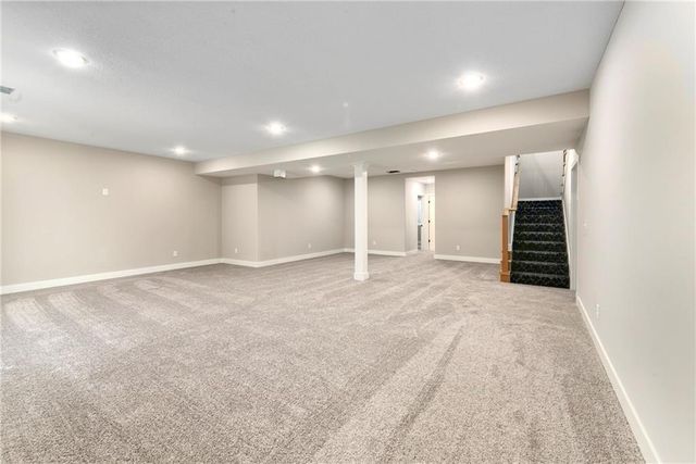 3940 SW Flintrock Drive, Lee's Summit, MO 64082