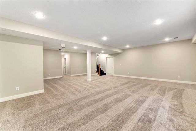 3940 SW Flintrock Drive, Lee's Summit, MO 64082