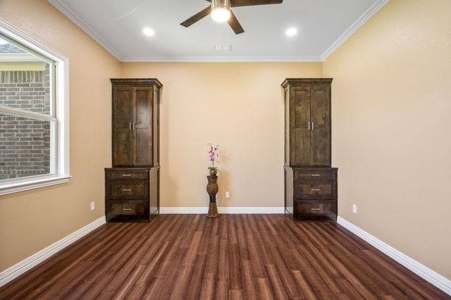 350 Farrar Road, Waxahachie, TX 75165