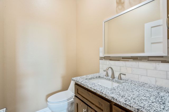 350 Farrar Road, Waxahachie, TX 75165