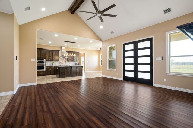 350 Farrar Road, Waxahachie, TX 75165