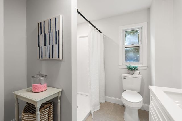 480 Forest St, Rockland, MA 02370