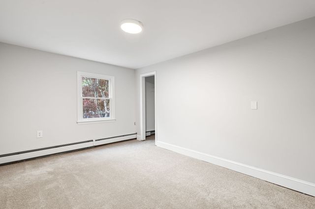 480 Forest St, Rockland, MA 02370