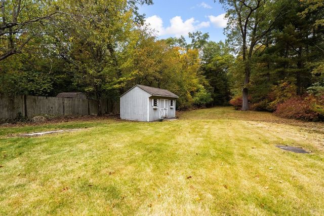 480 Forest St, Rockland, MA 02370