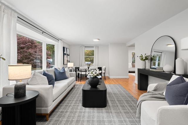480 Forest St, Rockland, MA 02370
