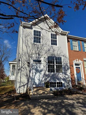 328 VICTORIA BLVD, Newark, DE 19702