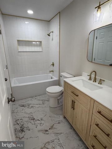 328 VICTORIA BLVD, Newark, DE 19702