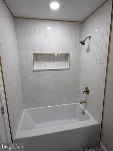 328 VICTORIA BLVD, Newark, DE 19702