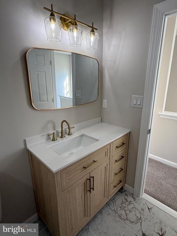 328 VICTORIA BLVD, Newark, DE 19702