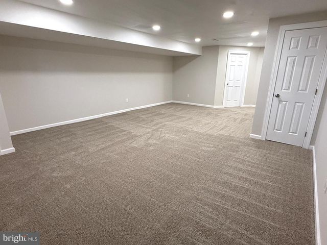 328 VICTORIA BLVD, Newark, DE 19702