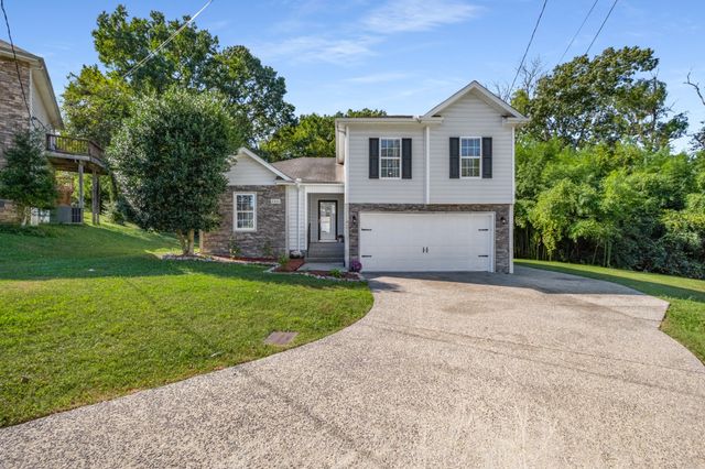 2321 Green Trails Ct, Antioch, TN 37013