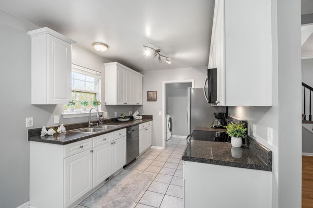 2321 Green Trails Ct, Antioch, TN 37013