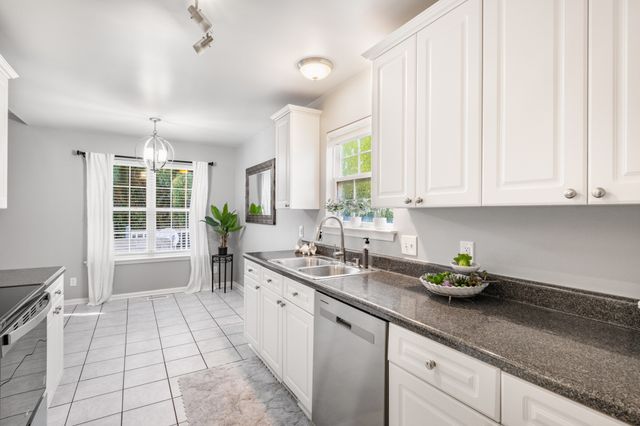 2321 Green Trails Ct, Antioch, TN 37013