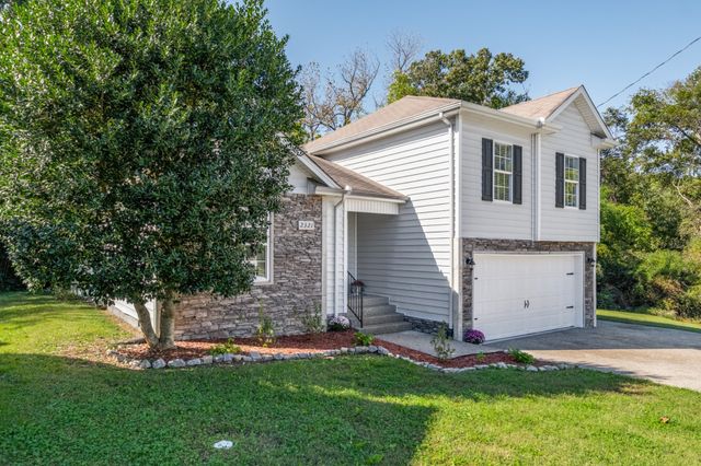 2321 Green Trails Ct, Antioch, TN 37013