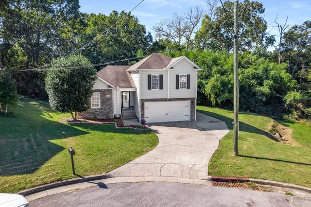 2321 Green Trails Ct, Antioch, TN 37013