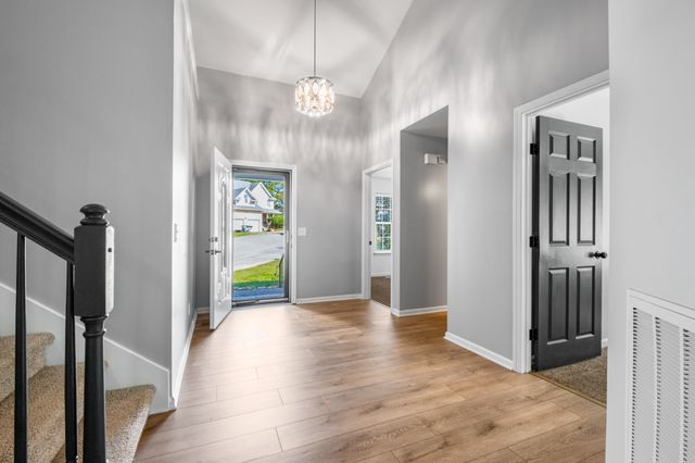 2321 Green Trails Ct, Antioch, TN 37013