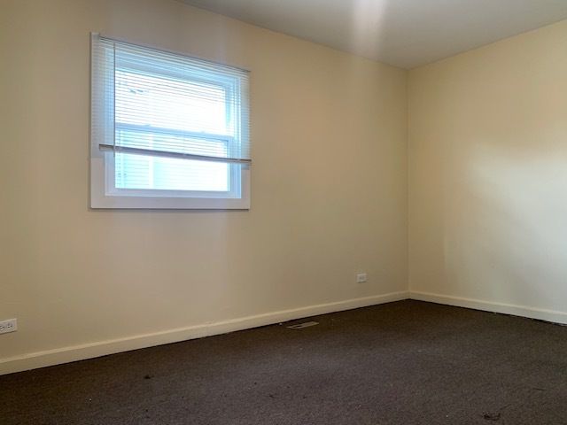 714 Cummings Avenue, Waukegan, IL 60085