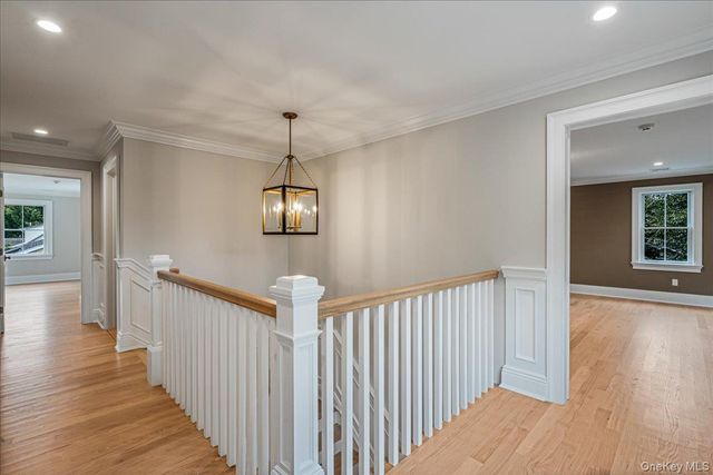 7 Yale Street, Garden City, NY 11530