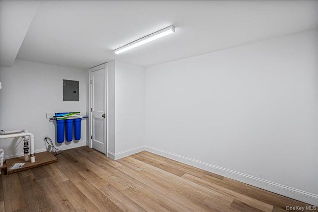 7 Yale Street, Garden City, NY 11530