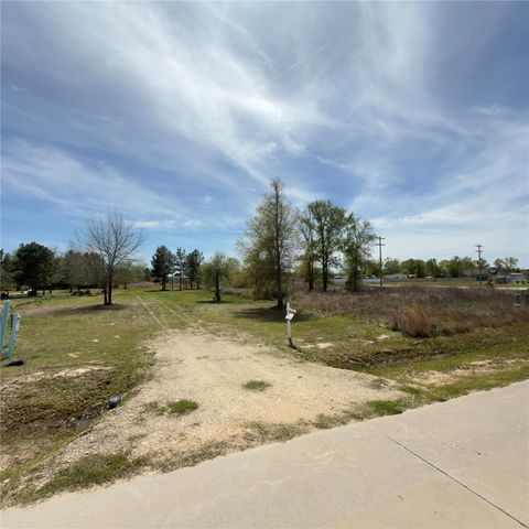 445 Road 5242, Cleveland, TX 77327