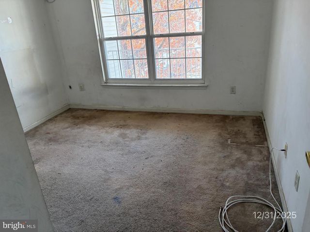 1031 DOGWOOD CT, New Brunswick, NJ 08901