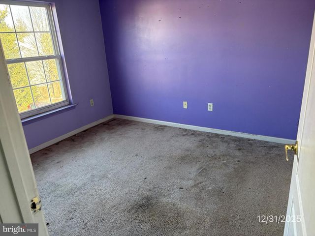 1031 DOGWOOD CT, New Brunswick, NJ 08901