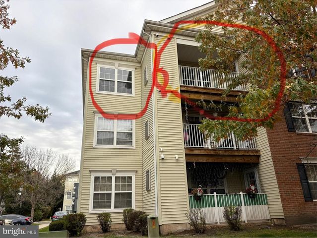 1031 DOGWOOD CT, New Brunswick, NJ 08901