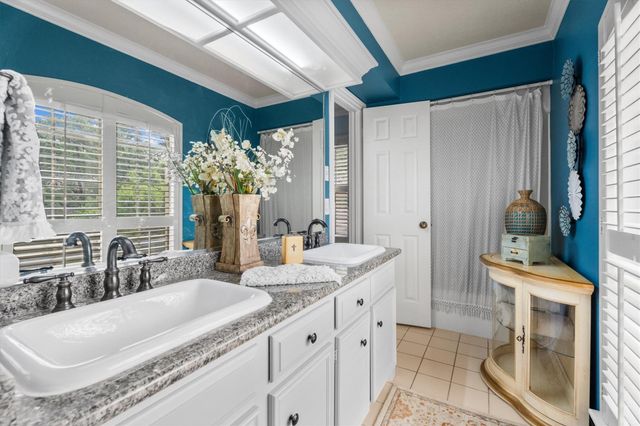 15902 Guinstead Drive, Spring, TX 77379