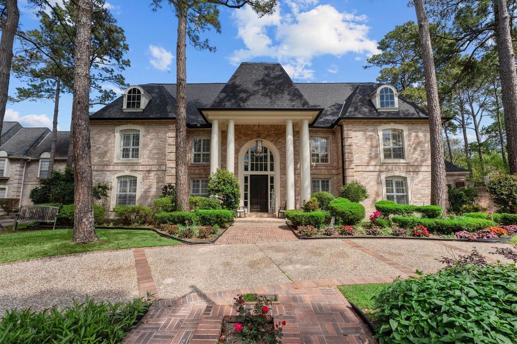 15902 Guinstead Drive, Spring, TX 77379
