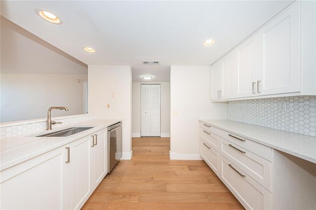 6322 PALMA DEL MAR BOULEVARD S 705, St Petersburg, FL 33715