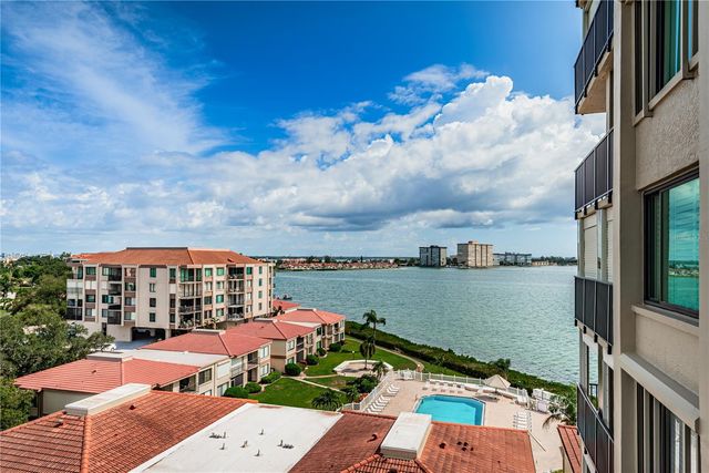 6322 PALMA DEL MAR BOULEVARD S 705, St Petersburg, FL 33715