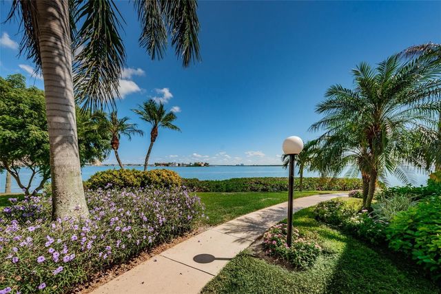 6322 PALMA DEL MAR BOULEVARD S 705, St Petersburg, FL 33715