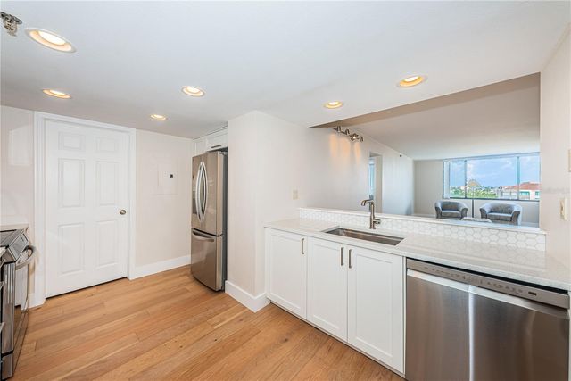 6322 PALMA DEL MAR BOULEVARD S 705, St Petersburg, FL 33715