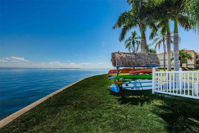 6322 PALMA DEL MAR BOULEVARD S 705, St Petersburg, FL 33715