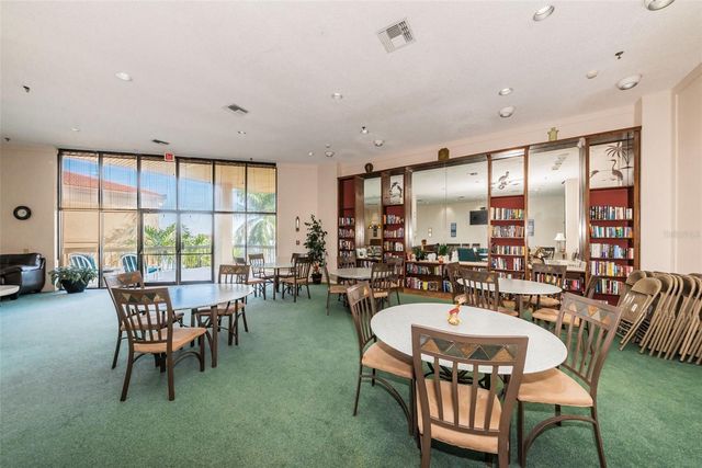 6322 PALMA DEL MAR BOULEVARD S 705, St Petersburg, FL 33715