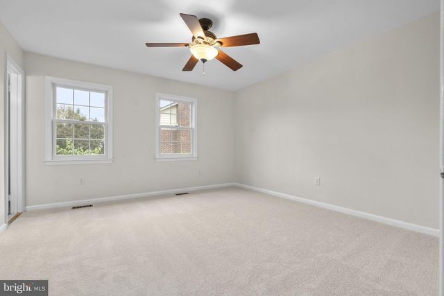 2273 IDYLWOOD STATION LN, Falls Church, VA 22043