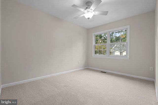 2273 IDYLWOOD STATION LN, Falls Church, VA 22043