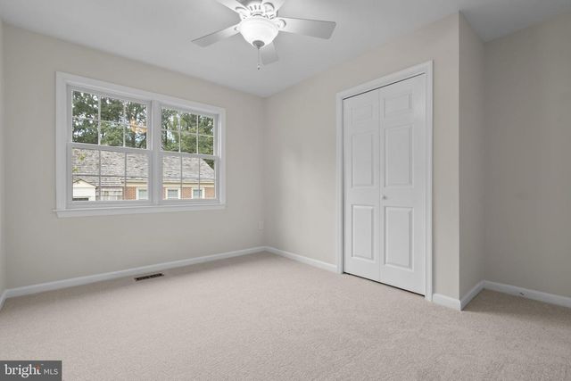 2273 IDYLWOOD STATION LN, Falls Church, VA 22043